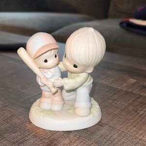 Precious Moments Two Children Baseball Figurine - Cream and Light Pink